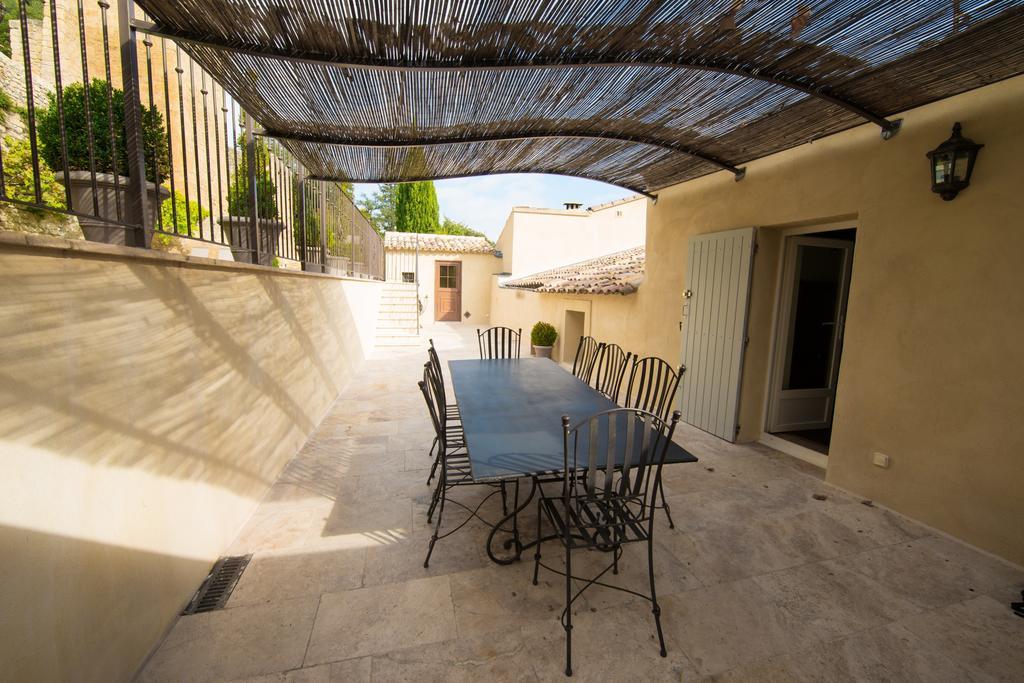 Hotel La Treille Et L'Impasse Ansouis Habitación foto